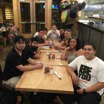 Mellow Mushroom - Pizza Near Me - Saint Simons Island, Georgia