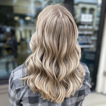 Amber Michelle Salon - Hair Salons Near Me - Flower Mound, Texas