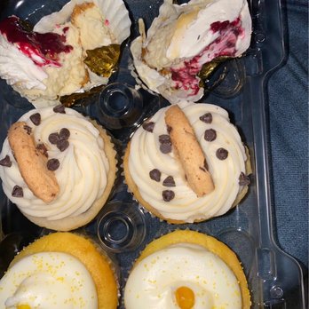 Nadia Cakes TEST - Cupcakes - Bakeries Near Me - Palmdale, California