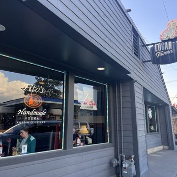 Logan Tavern - Front of restaurant - Bars Near Me - Spokane, Washington Logan Tavern - Front of restaurant - Bars Near Me - Spokane, Washington