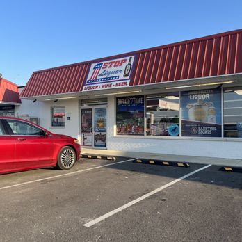 1 Stop Liquor - Exterior - Beer, Wine & Spirits Near Me - Shepherdsville, Kentucky 1 Stop Liquor - Exterior - Beer, Wine & Spirits Near Me - Shepherdsville, Kentucky