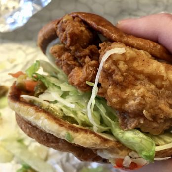 Do-Rite Donuts & Chicken - Fried Chicken Sandwich - Donuts Near Me - Chicago, Illinois Do-Rite Donuts & Chicken - Fried Chicken Sandwich - Donuts Near Me - Chicago, Illinois