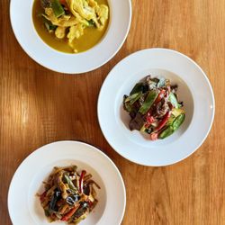 Peter Chang - Lunch Specials!!
-Curry Chicken
-Hunan Beef
-Chicken with Spicy Garlic Sauce