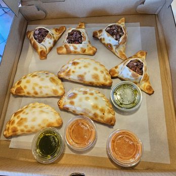 Che Cafe Empanadas Argentinas - What we ordered - Empanadas Near Me - Tucson, Arizona