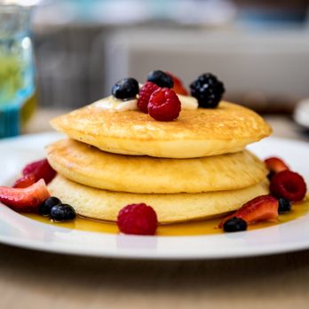 Herringbone Waikiki - Ray Ray Pancakes - Seafood Near Me - Honolulu, Hawaii