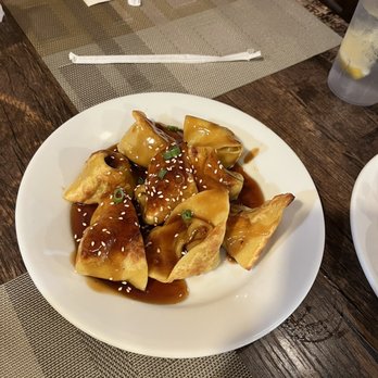 Zhu's Kitchen - Thai Near Me - Schenectady, New York