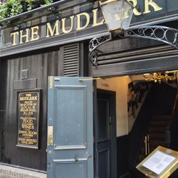The Mudlark
