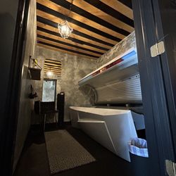 Mountain Sun Tanning - Room 3