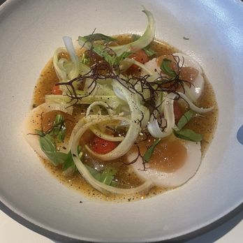 Kingfisher - Scallops with mixed salad - Vietnamese Near Me - San Diego, California Kingfisher - Scallops with mixed salad - Vietnamese Near Me - San Diego, California