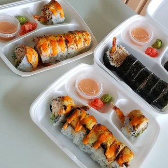 VIPS Sushi - Tuna tataki roll, dynamite roll & black dragon roll (torched sushi with eel..yum) - Japanese Near Me - Toronto, Ontario