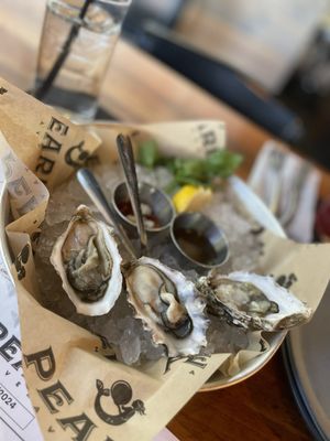 Pearl Tavern by null