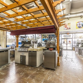 Best In Backyards - Best in Backyards Indoor Design Center with Grills and Kitchen Islands - Home & Garden Near Me - Mahopac, New York