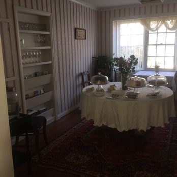 Bath Street Inn - Bed & Breakfast Near Me - Santa Barbara, California