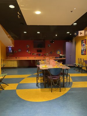 Cineplex Odeon Eglinton Town Centre Cinemas by null
