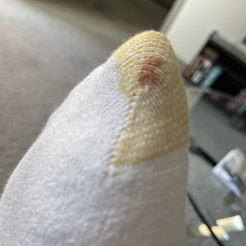 Professionails - Bleeding through my sock - Nail Salons Near Me - Las Vegas, Nevada
