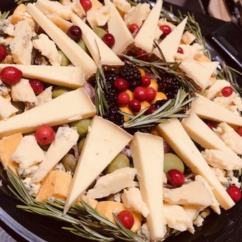 Virginia Cheese - Take home Charcuterwreath - Cheese Shops Near Me - Norfolk, Virginia