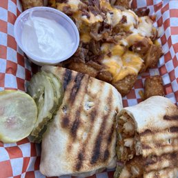 Buffalo chicken wrap and loaded tots, pretty yummy! Buffalo chicken wrap and loaded tots, pretty yummy!
