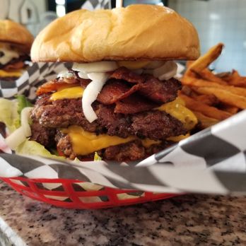 The New Stretch Diner - Diners Near Me - Chester, Nova Scotia The New Stretch Diner - Diners Near Me - Chester, Nova Scotia