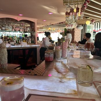 Nigel's Waterfront Restaurant - Bars Near Me - Long Beach, California