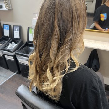 77Salon - Hair Salons Near Me - Oakland, California