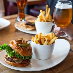 Moxies Medicine Hat Restaurant
