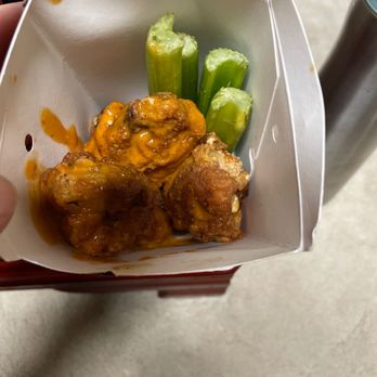 Guy Fieri's Flavortown Kitchen - 3 wing in a box. None in the bottom. I checks. - Food Delivery Services Near Me