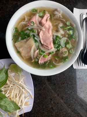 PHỞ BIG BOWL by null