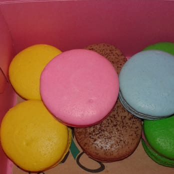 Sugar Bee's Bakery - Grab every flavors of macaroons they have. - Bakeries Near Me - Las Vegas, Nevada Sugar Bee's Bakery - Grab every flavors of macaroons they have. - Bakeries Near Me - Las Vegas, Nevada