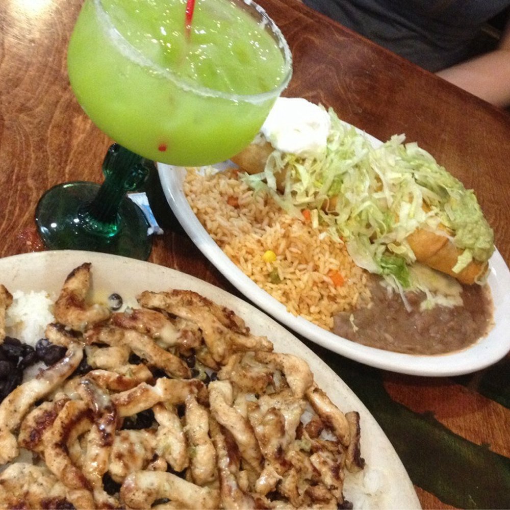 Mexican Flavors - Gallo pinto, chicken chimichanga, lime margarita, served with two salsas and warm chips - Mexican Near Me - Belle Vernon, Pennsylvania Mexican Flavors - Gallo pinto, chicken chimichanga, lime margarita, served with two salsas and warm chips - Mexican Near Me - Belle Vernon, Pennsylvania
