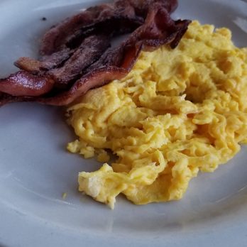 Bill's Cafe - Eggs and bacon for the croissant French toast - American Near Me - San Jose, California Bill's Cafe - Eggs and bacon for the croissant French toast - American Near Me - San Jose, California