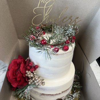 Cakes by Bakin Bishop - Wedding cake - Bakeries Near Me - Pigeon Forge, Tennessee Cakes by Bakin Bishop - Wedding cake - Bakeries Near Me - Pigeon Forge, Tennessee