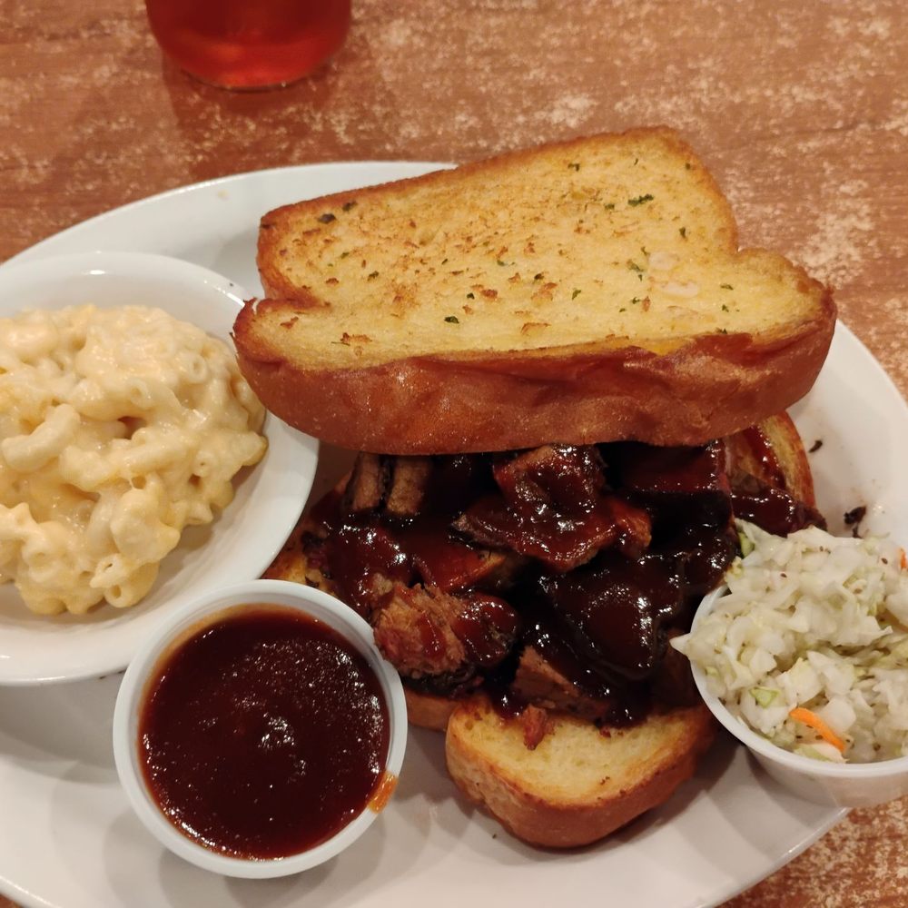 Moonshiners - Chopped brisket sandwich with Mac & cheese side! Yum! - American Near Me - Pahrump, Nevada Moonshiners - Chopped brisket sandwich with Mac & cheese side! Yum! - American Near Me - Pahrump, Nevada