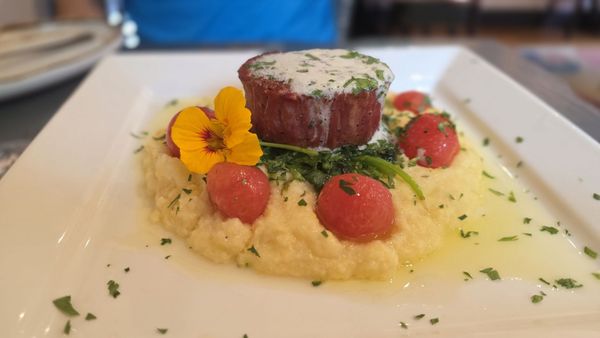 V-SPOT FOOD VEGAN RESTAURANT by null