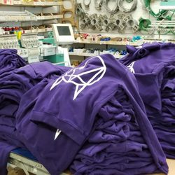 Blackbyrd Design Digital & Screen printing