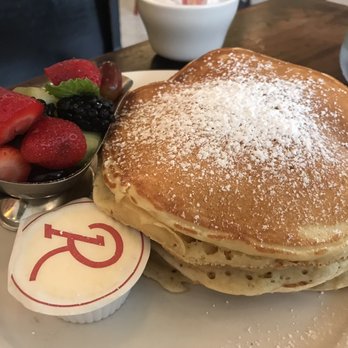 Raymond's - Pancakes Breakfast - American Near Me - Montclair, New Jersey