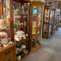 Greentown Antique Mall - Over 3600 Sq ft of merchandise
