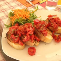 Ae Oche - Yumm....bruschetta
