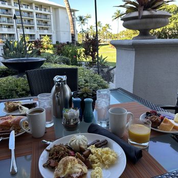 Orchid Court - Buffet breakfast - Breakfast & Brunch Near Me - Kohala Coast, Hawaii