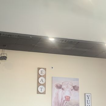 Triple A Cafe - Decor - Breakfast & Brunch Near Me - Fort Worth, Texas Triple A Cafe - Decor - Breakfast & Brunch Near Me - Fort Worth, Texas