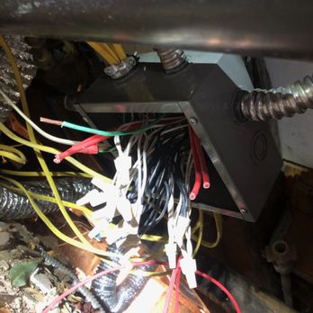 H&O Unique Construction - Illegal wiring on the crawl space. - General Contractors Near Me H&O Unique Construction - Illegal wiring on the crawl space. - General Contractors Near Me