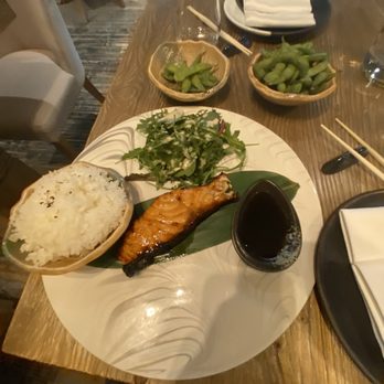 Muni Robata - Japanese Near Me - Toronto, Ontario