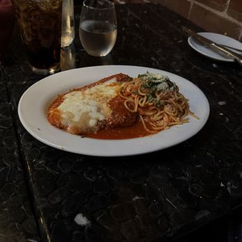 Roma Mia - Pollo alla Parmigiana - Italian Near Me - San Diego, California Roma Mia - Pollo alla Parmigiana - Italian Near Me - San Diego, California