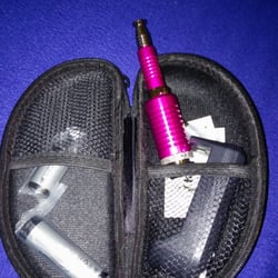 Str8vaping - Ecigs and vaping needs ....wide selection of ejuices also...,