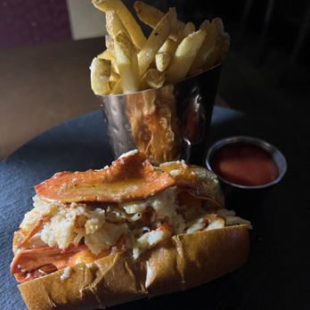 BoVine Steakhouse - Steakhouses Near Me - Winter Park, Florida