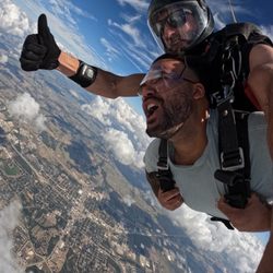 Dallas Tandem Skydiving - Skydiving