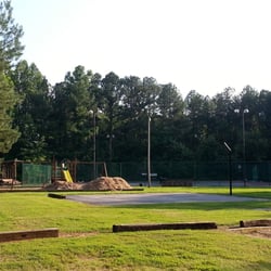 Gwin Oaks Swim & Tennis Club