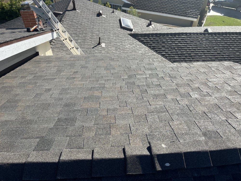 Slide of Ridge Runner Roofing