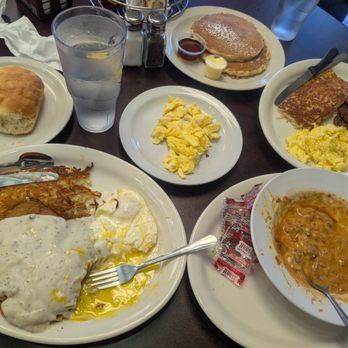 Fresno Country Cafe - Breakfast & Brunch Near Me - Fresno, California Fresno Country Cafe - Breakfast & Brunch Near Me - Fresno, California