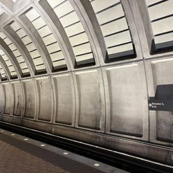 Mt Vernon Sq 7th St-Convention Center Metro Station