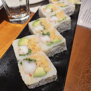 Houston's Restaurant - Coconut shrimp roll 7/10 - New American Near Me - Irvine, California Houston's Restaurant - Coconut shrimp roll 7/10 - New American Near Me - Irvine, California